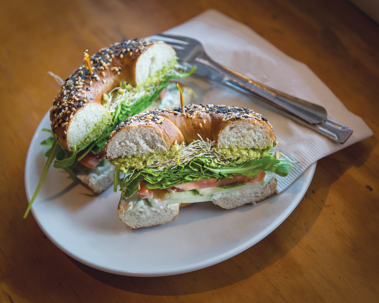 Cheap Eats: Dose — Veggie Bagel — $8